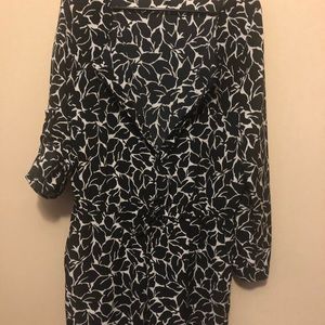 Anne Taylor LOFT BLK & WHT ROMPER S6